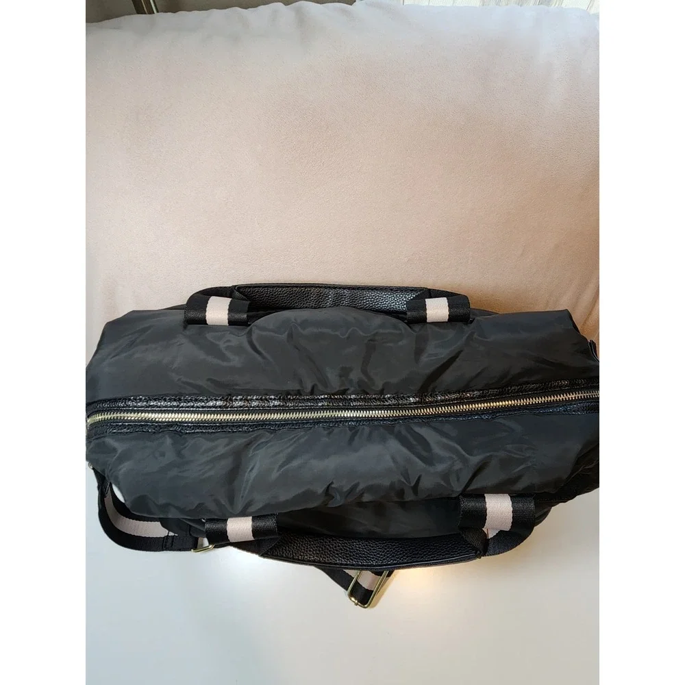 Tommy Bahama Black Duffle Weekender Tote Bag Padded Travel Gym